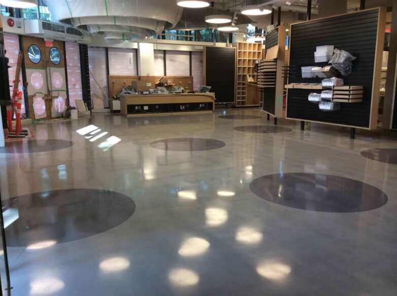 Lululemon – Robson & Burrard